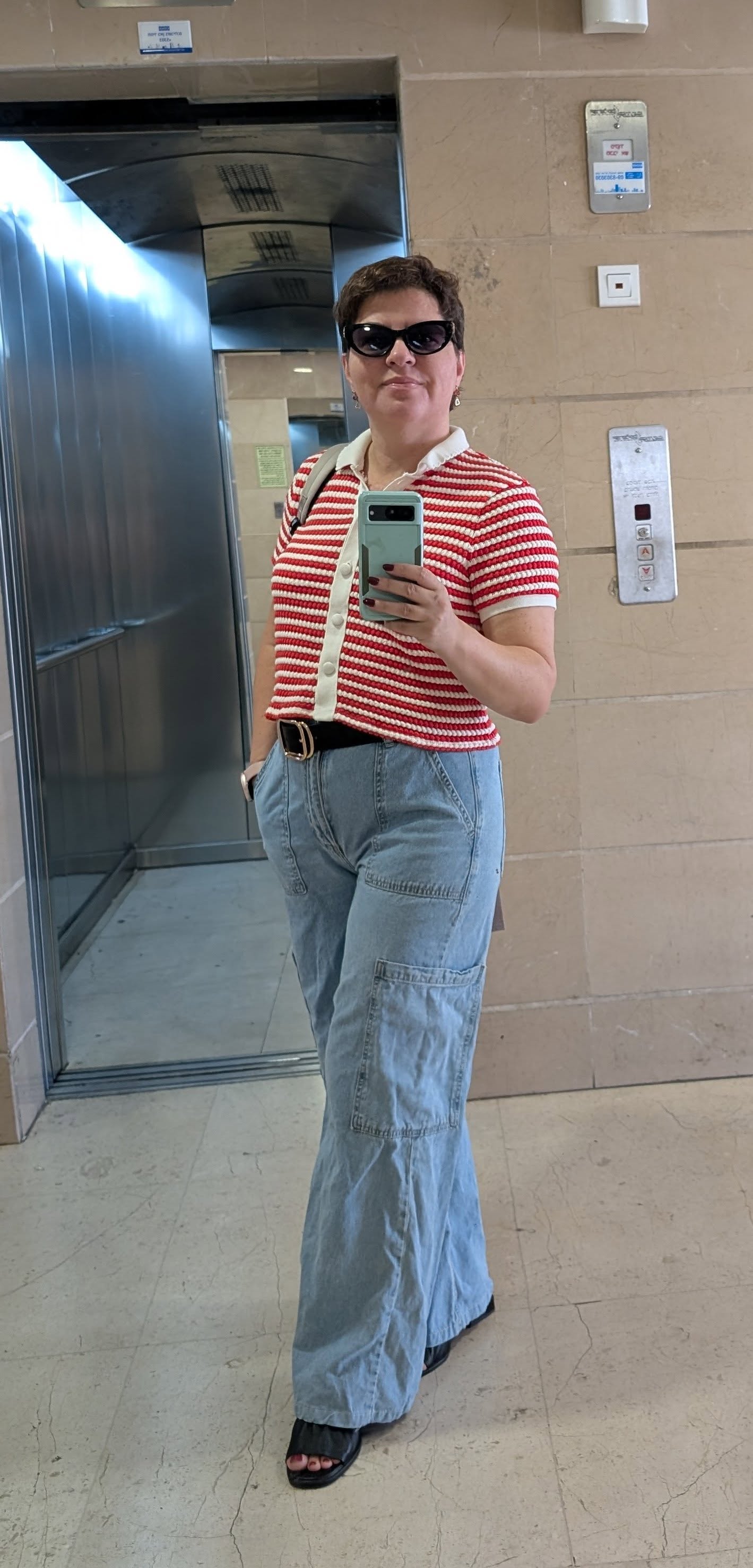 Знаете, у меня есть на это только один ответ: задуматься о том, что будет если вдруг наступит неожиданное- надо в любом возрасте.